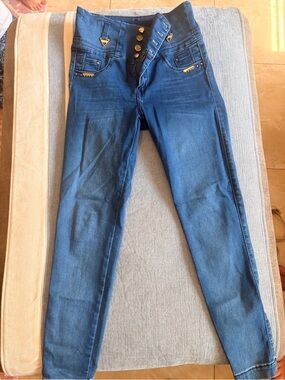 Columbian High-Rise Women's Skinny Jeans in Dark Blue with Gold Hardware